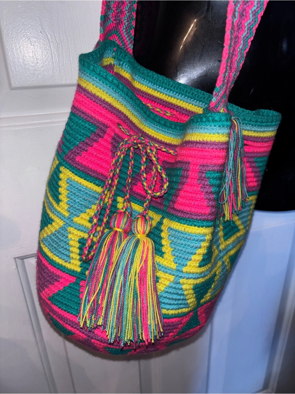 Handwoven Colombian Wayuu Mochila Bag